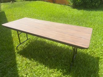Wooden Laminated Folding Table