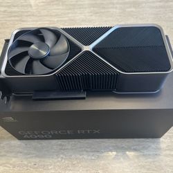NVIDIA GeForce RTX 4090 Founders Edition 24GB GDDR6X Graphics Card