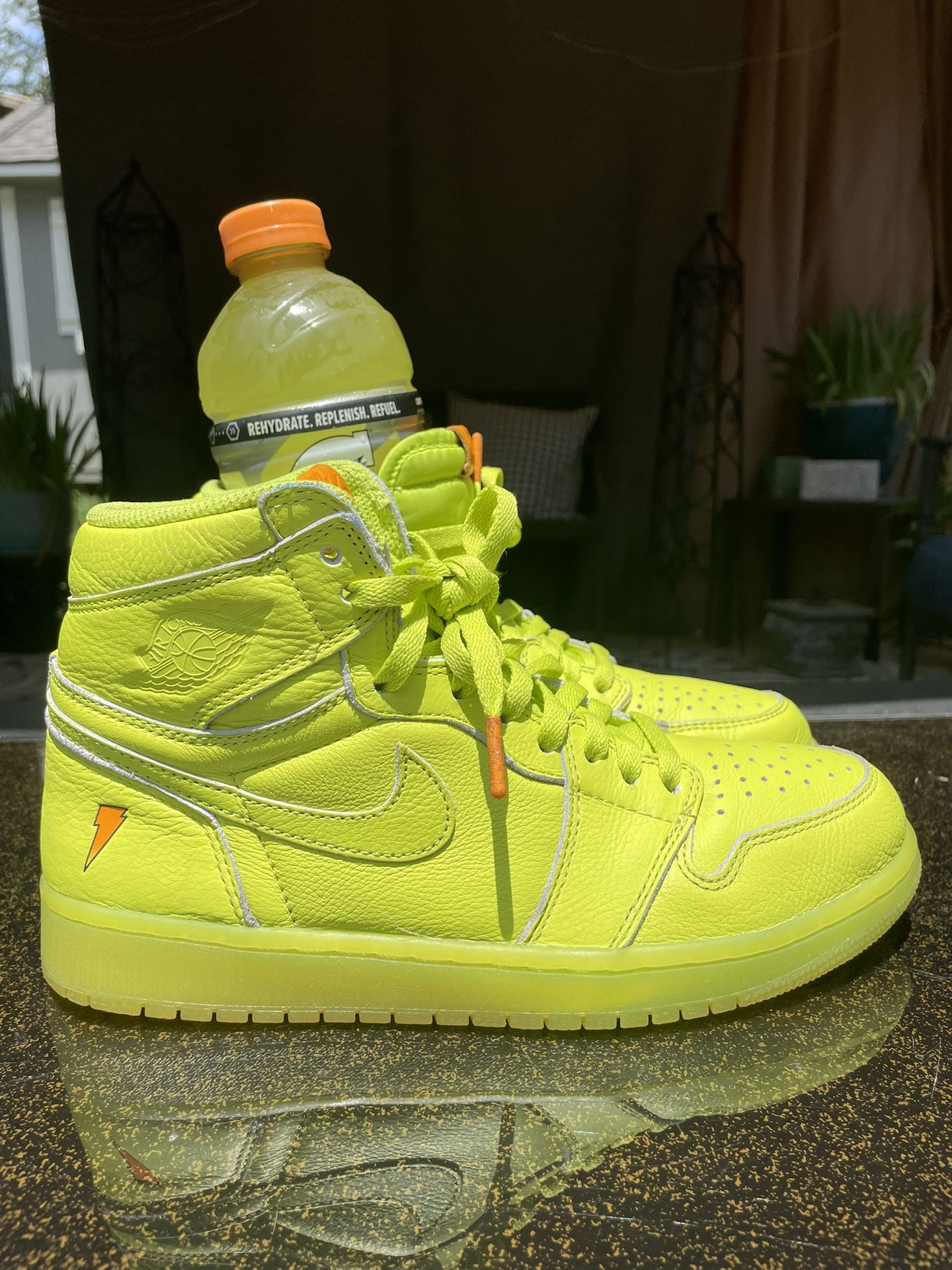 Jordan 1 Retro High Gatorade Cyber