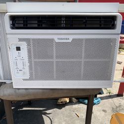 Toshiba Window Ac Works Great 