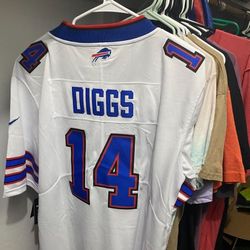 Stefon Diggs 
Buffalo Bills 
New Jersey  NFL Stitched Jersey 
Shipping Available 
Size Large Or XL
Shipping available 3.49 at checkout 

Located in po