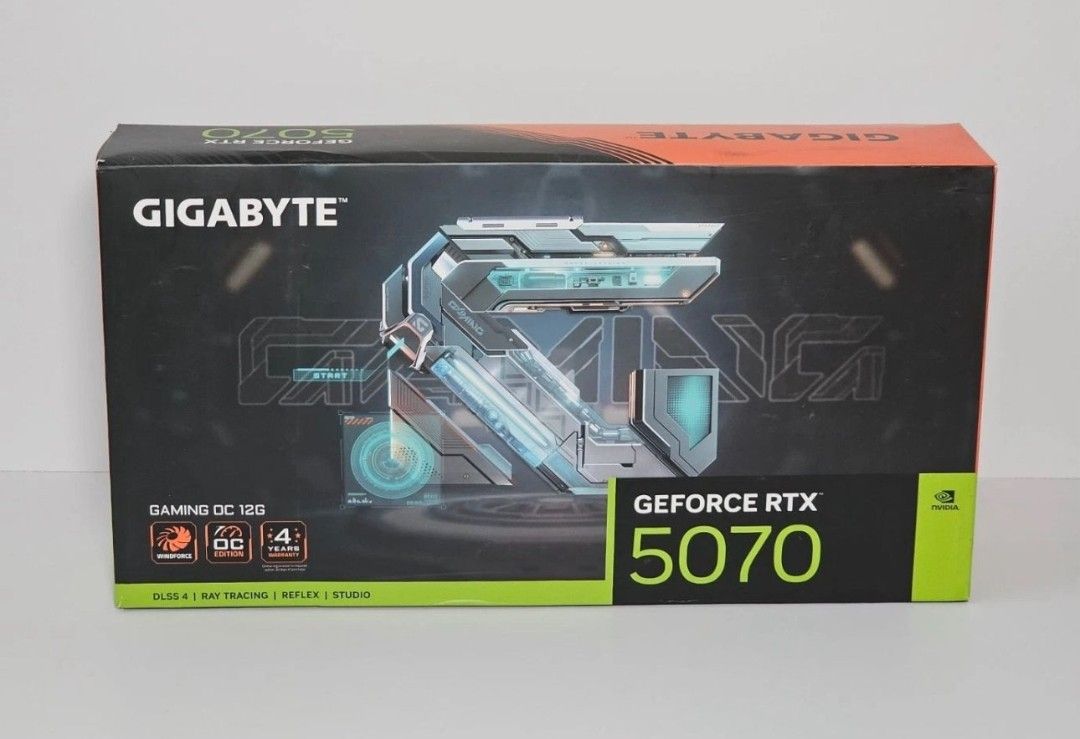 gigabyte nvidia geforce RTX 5070 gaming Oc 12G GDDR7 pci express 5.0 graphics card 