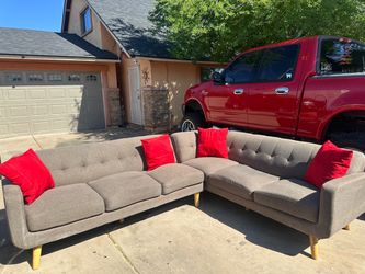 Sectional sofa couch