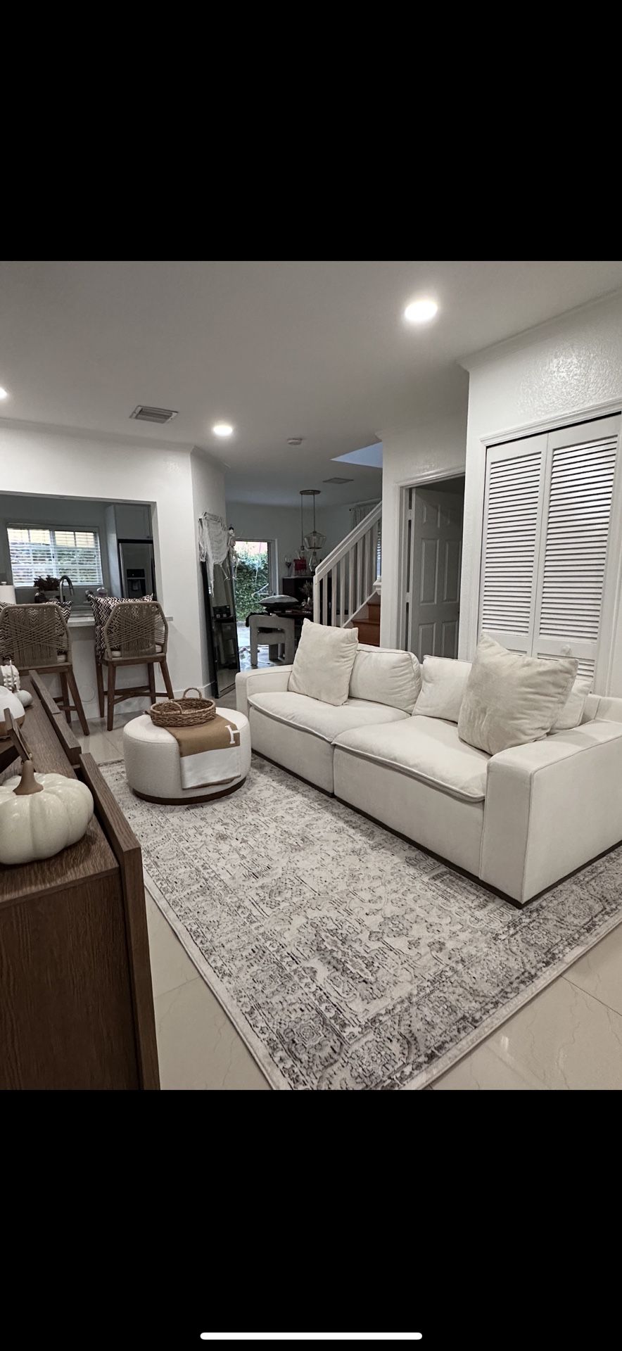 Upholstered Sofa El Dorado