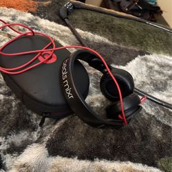 Beats Mixr Earphones..