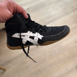Youth Wrestling Shoes Size 12