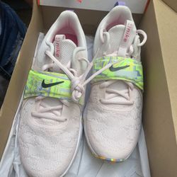 Nike W Renewing Season TR12 PRM
