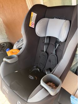 Car seat $10