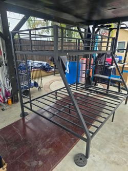 Metal Twin XL Over Queen Bunk Bed with Guardrails and Ladders