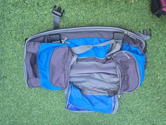 Large Travel Duffel Bag with Multiple Compartments