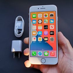 iPhone 8 - UNLOCKED - Like New 