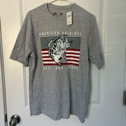 Men size medium Grey Bass Pro Shops graphic tee