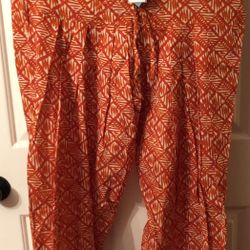 In Sattva Women’s Indian Pants . Size Lg/XL