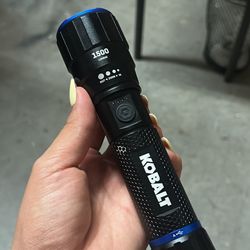 Flashlight Kobalt 1500 Lumen