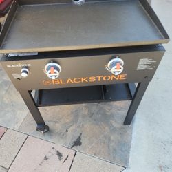 GRILL      Blackstone 
