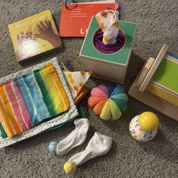 Lovevery Toys - Ages 3-6 Months