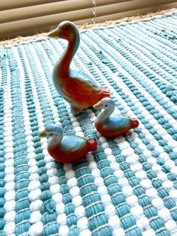 Vintage Japan Mini Ceramic Goose and Ducklings Figurine Set - Preciousness Overload ! Vintage ceramic figurine set includes one large goose and two