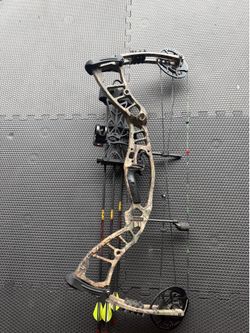 Hoyte PowerMax Compound Bow