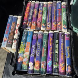 VHS DISNEY MOVIES 