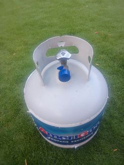 Tools.full propane tank.very good conditions