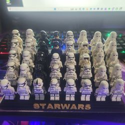 Lego Minifigure Stand 