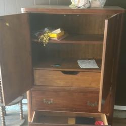 Grandmothers Hutch