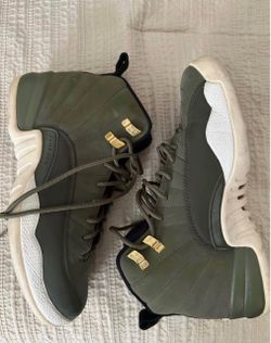 Jordan 12’s size 7Y
