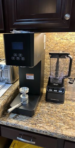 Can Sealer Machine & Smoothie Blender
