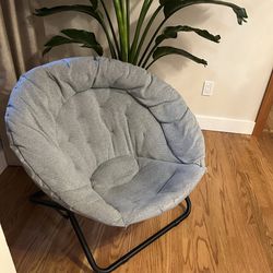 Folding Comfy Saucer Chair 