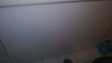 Whiteboard Barely Used almost new 48×31