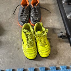 Indoor Boys Soccer Shoes 