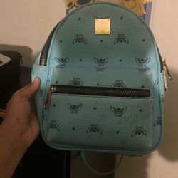 Clair’s minnie book bag 