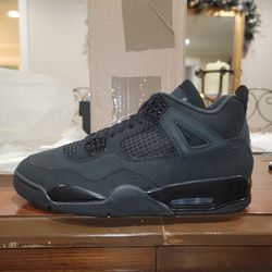 Jordan 4 Retro 
"Black Cat (2025)"