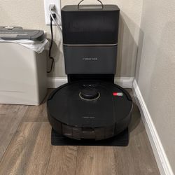 Roborock Q5+ robot vacuum