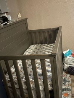 Baby crib