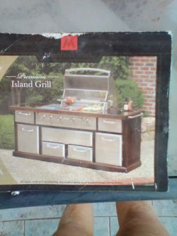 Never used member's Mark professional bbq grill  island stainless steel from Sam's club