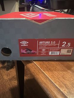 Umbro- Arturo 3.0