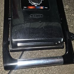 BELLA Sensio Panini Grill Non Stick Electric 1400 Watt Stainless Steel