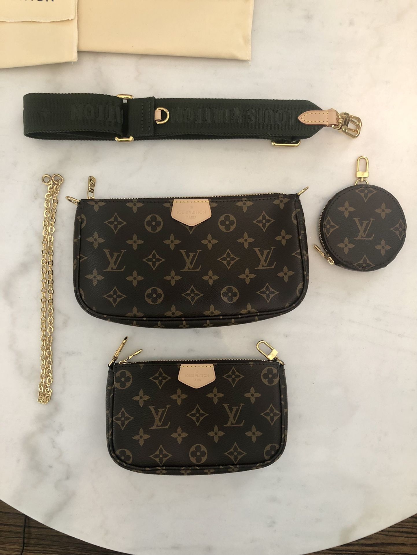 Louis Vuitton crossbody bag for Sale in Atlanta, GA - OfferUp