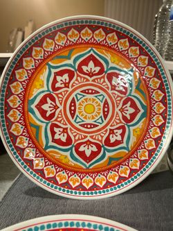 Better Homes Dinner plates