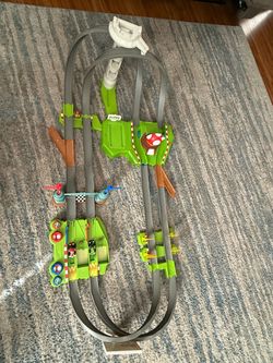 Hot Wheels Mario Kart Race Track Playset