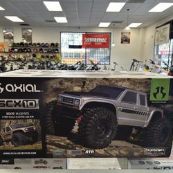 Axial SCX10 III Coyote 1/10 RTR RC Crawler.