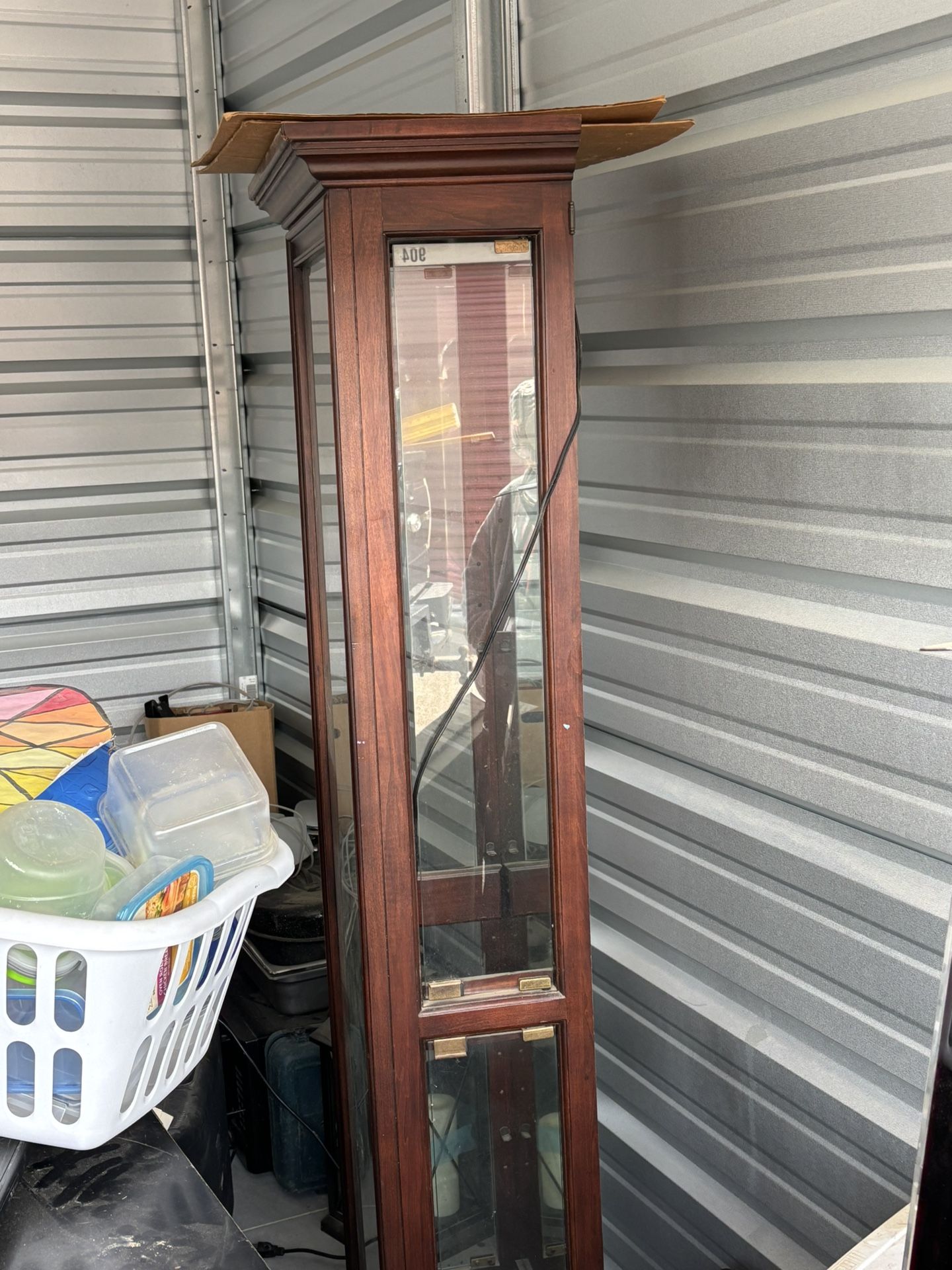Curio Cabinet . Very Nice , Glass Shelves And Lights Up 