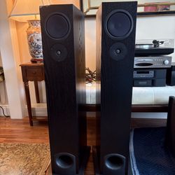 2 Linn AV 5140 Full Range Floor Standing Speakers.