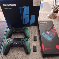 Console cases and controllers