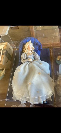 Franklin Heirloom Collection “Sleeping Beauty” Porcelain Doll (1988) with Original Display Box