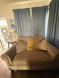 Love seat