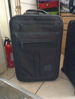 Travel pro suitcase carry on