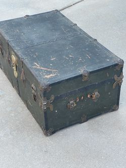 Vintage Steamer Trunks
