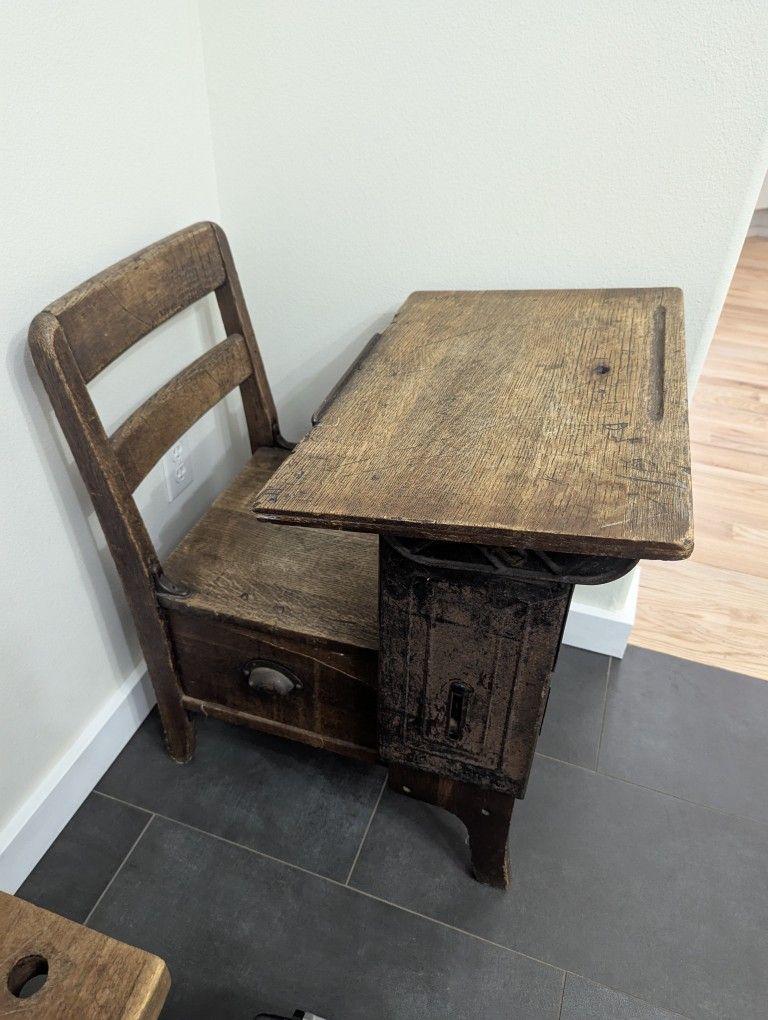 antique child desk!